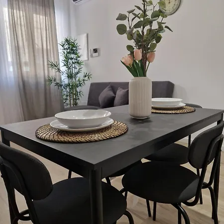 Dimora 18 Oda ve Kahvaltı Palo del Colle