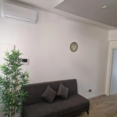 Dimora 18 Oda ve Kahvaltı 4*