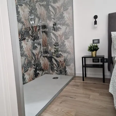 Dimora 18 Oda ve Kahvaltı 4*