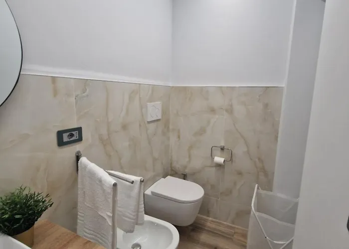 Dimora 18 فندق مبيت وإفطار